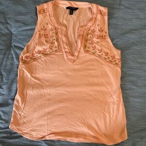 Banana Republic Womens Light Orange Melon Sleeveless Embroidered V Neck Shirt Sm